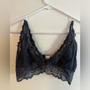 Gray lace bralette size M brand Chelsea28 from Nordstrom Rack.